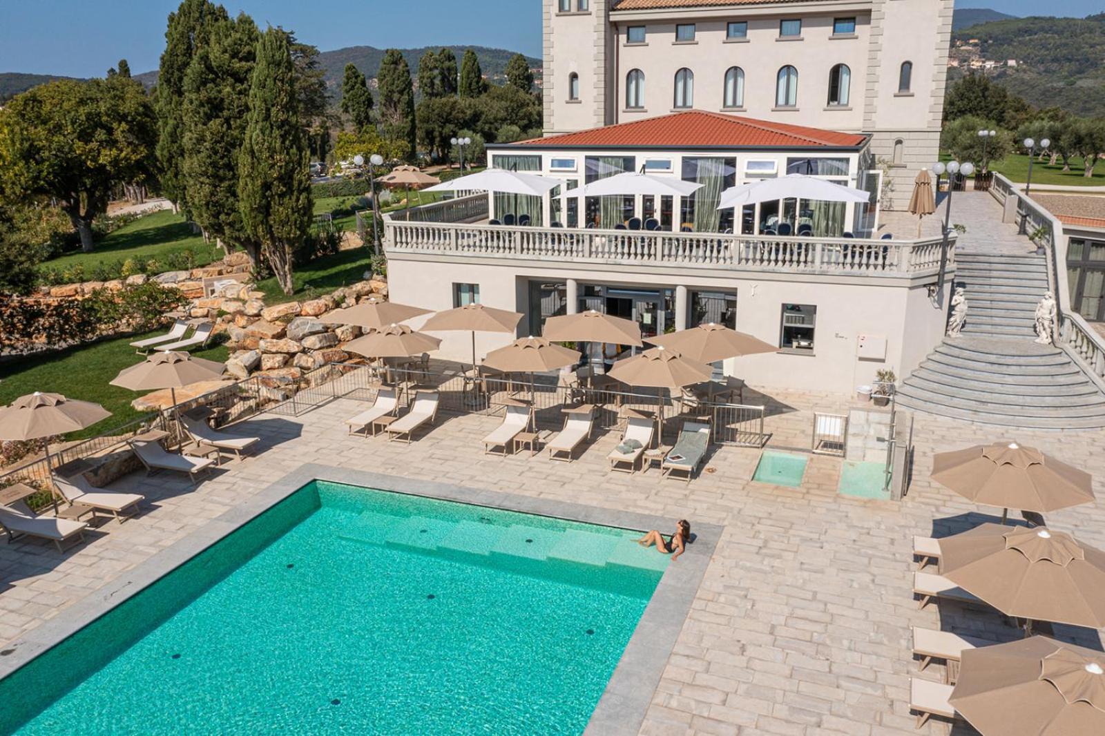 Castello Bonaria Wine & Spa Resort Campiglia Marittima Kültér fotó